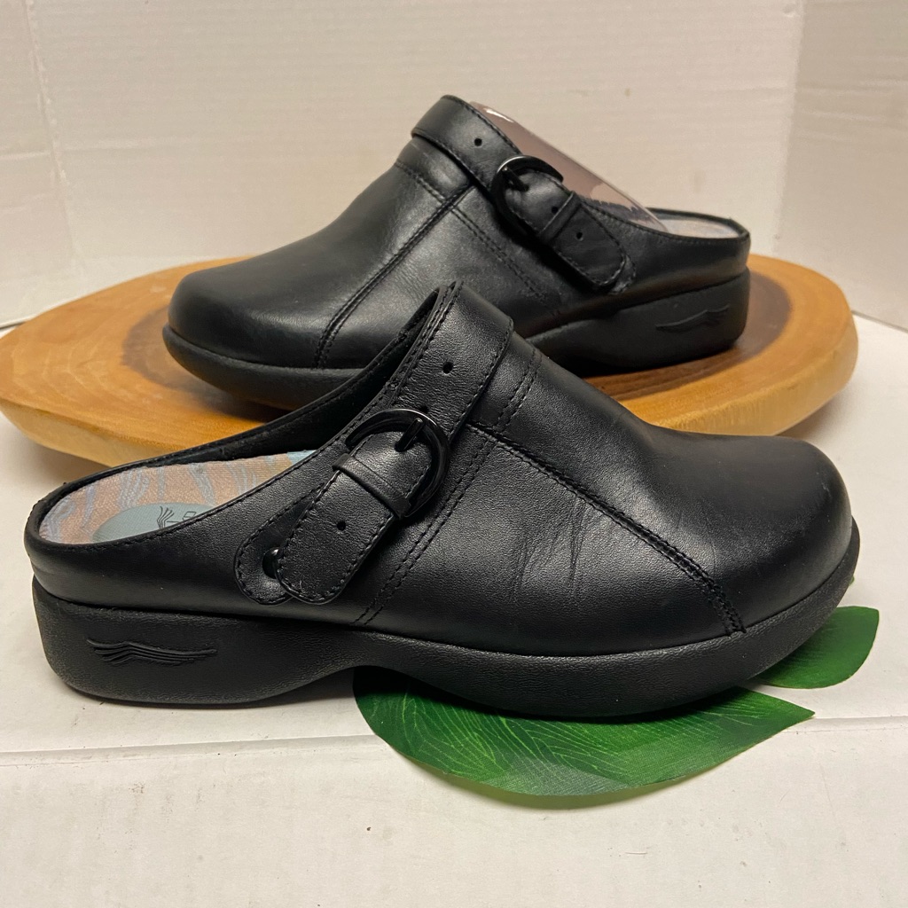 Dansko Leather Career Work Clogs